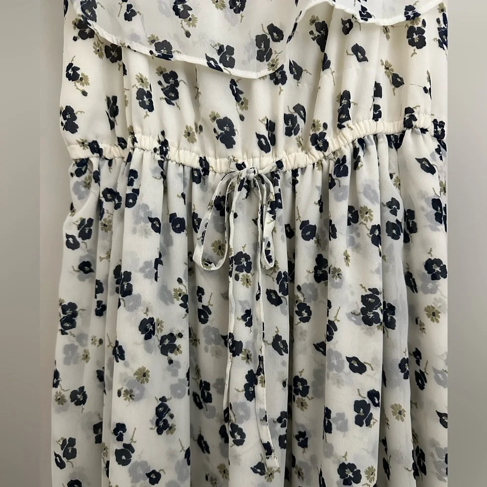 Abercrombie & Fitch Floral Maxi Dress in White and Black